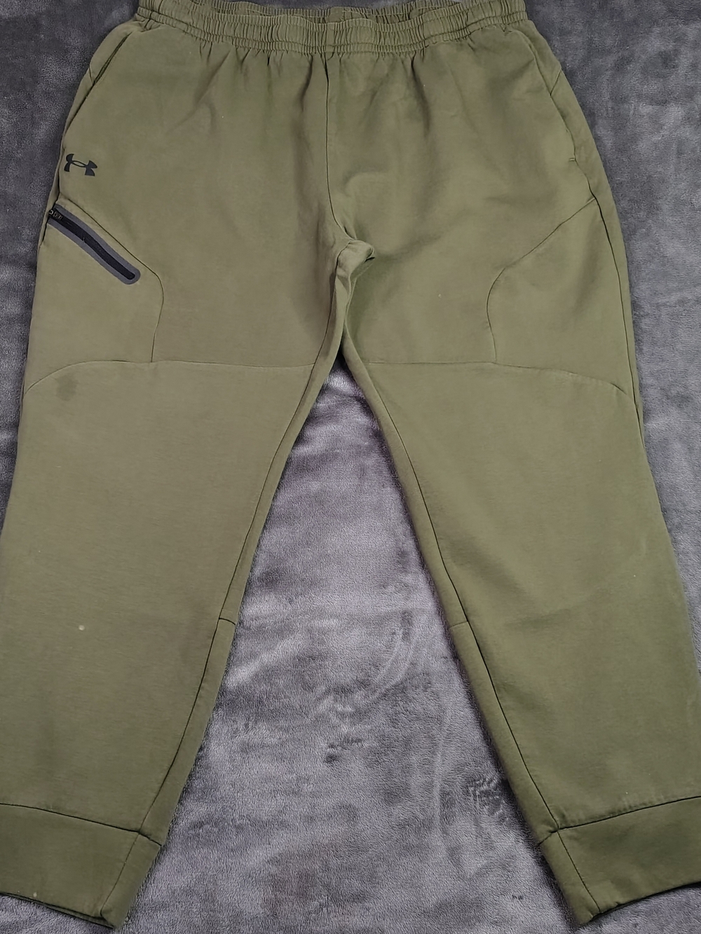 Under Armour Men’s 2XL Olive Green Athletic Jogger Pants Zip Pocket Performance